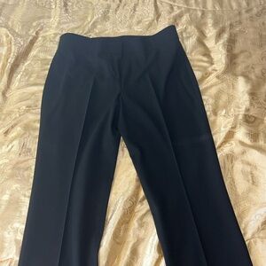 Akris Punto Women’s Black Straight Leg Dress Pants. Size 8.